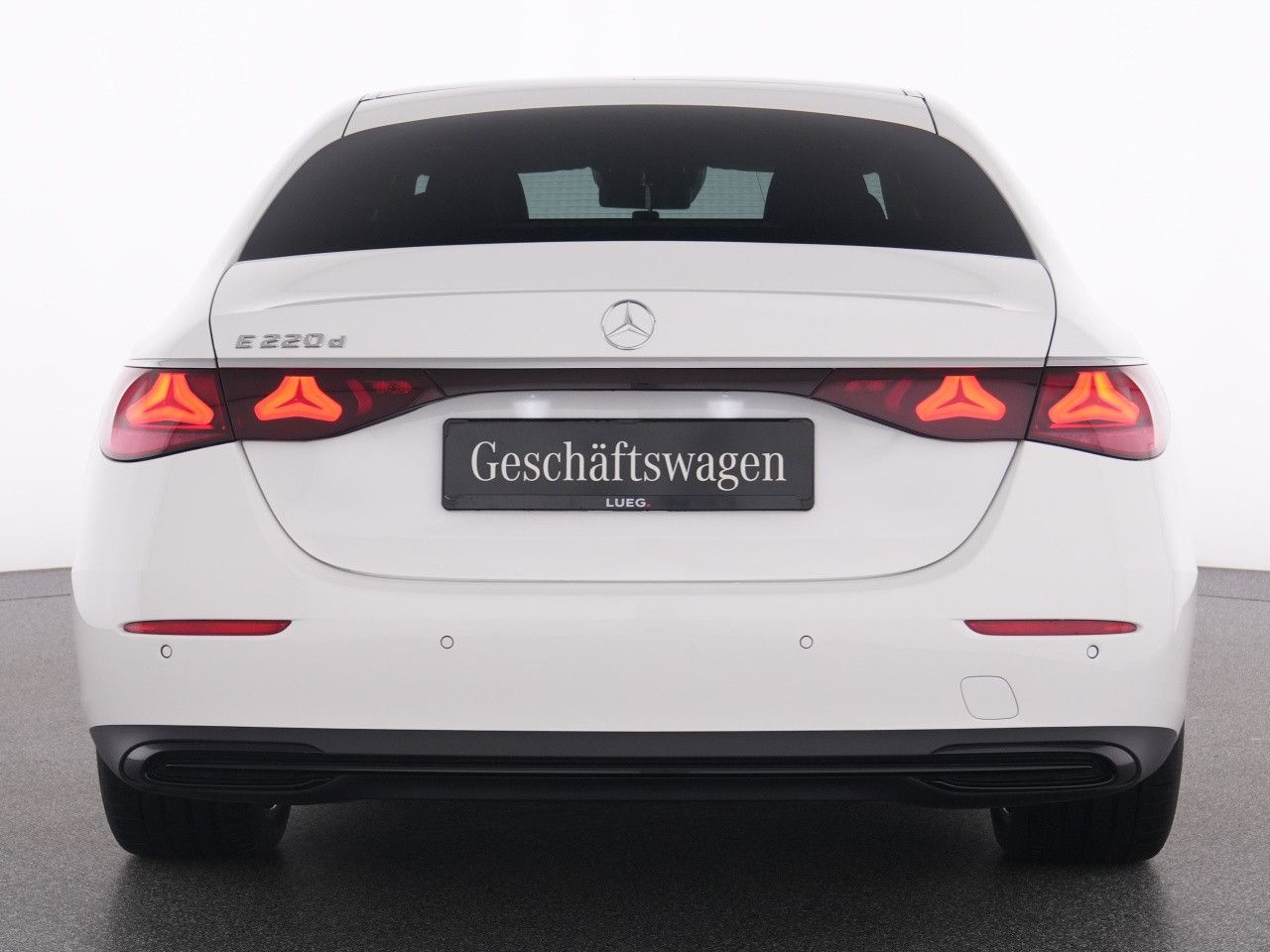 Mercedes-Benz E-Klasse – Bild 15