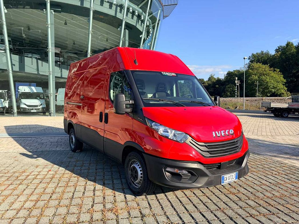 IVECO | 35S12V - FURGONE DI SERIE