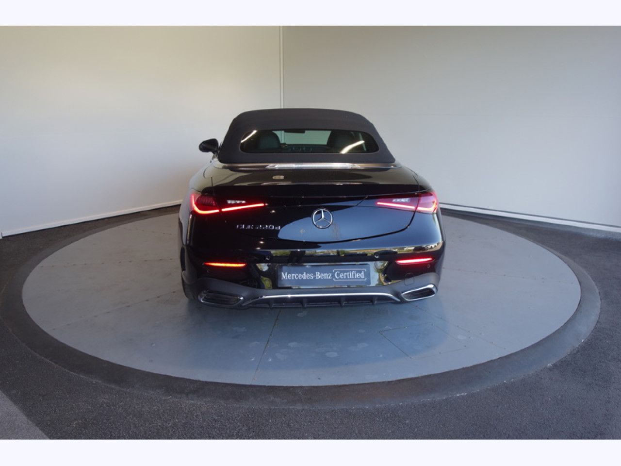 Photo du v&eacute;hicule 5 / 18