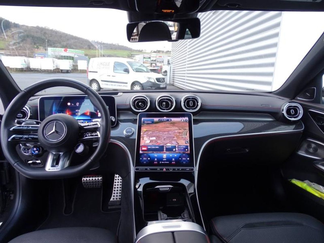 Photo du v&eacute;hicule 10 / 18