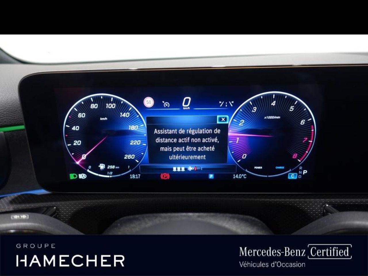 Photo du v&eacute;hicule 16 / 18