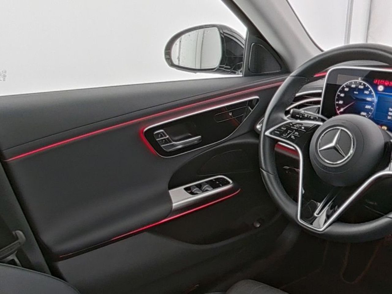Mercedes-Benz E-Klasse – Bild 8