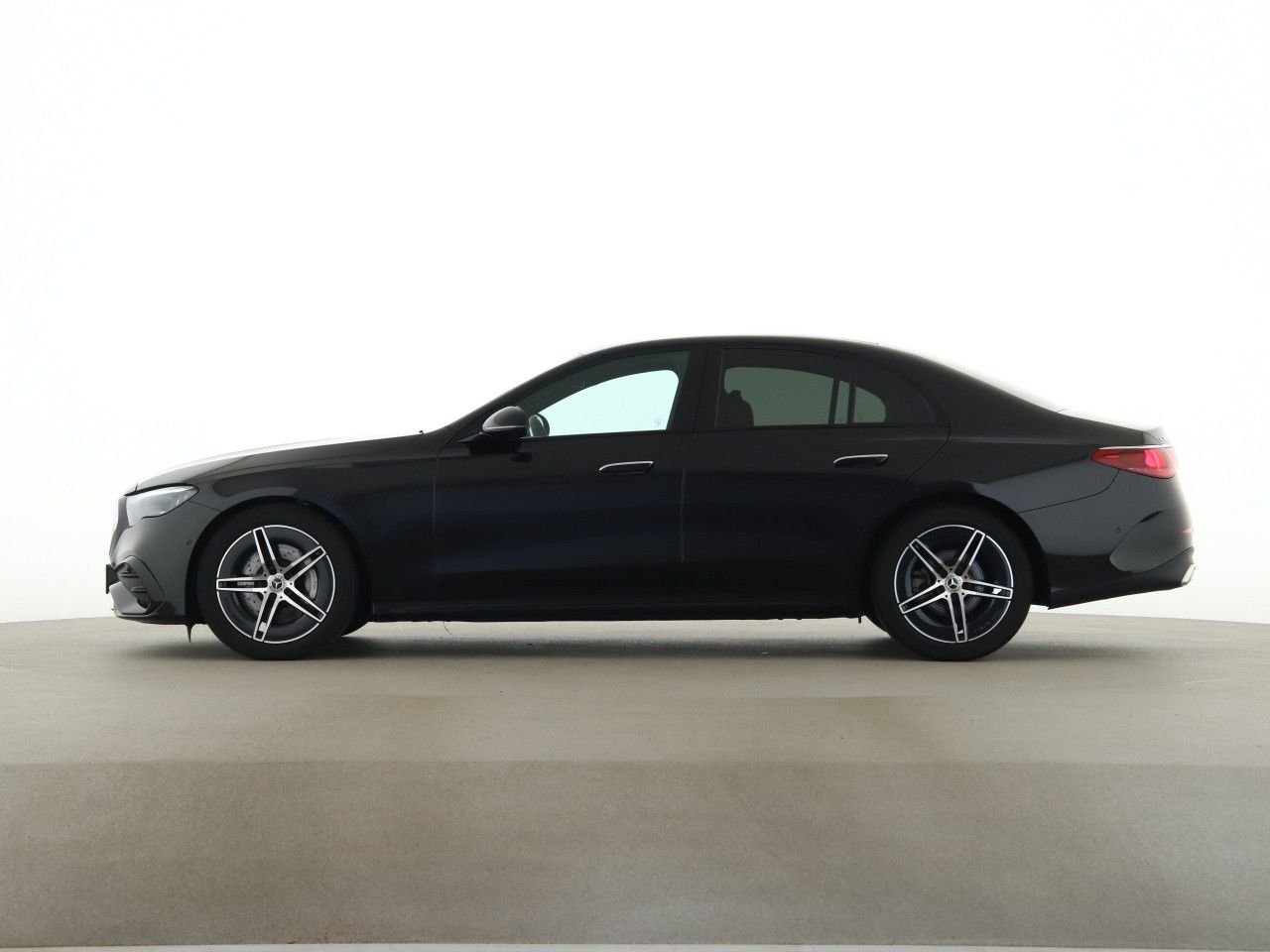 Mercedes-Benz E-Klasse – Bild 2