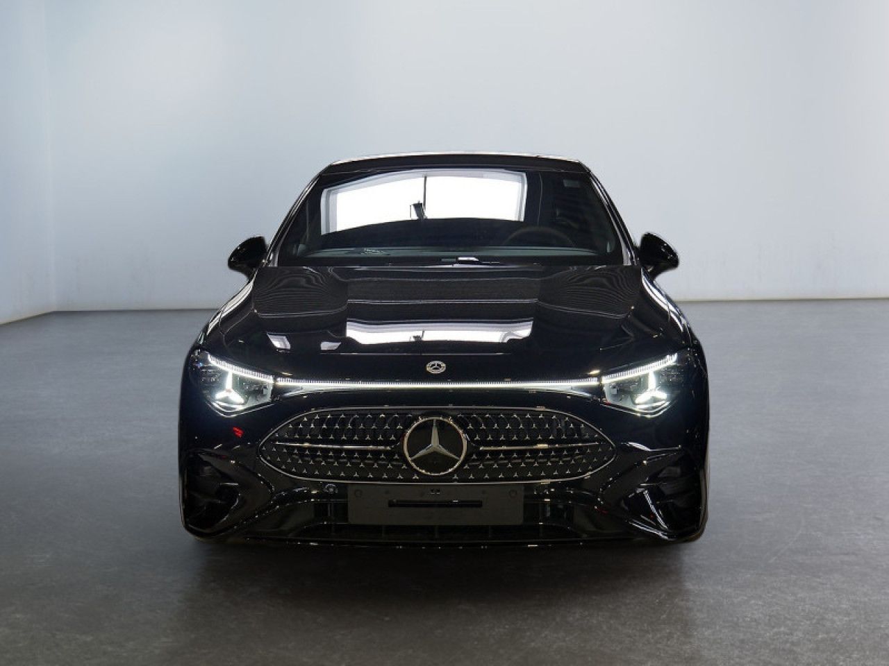 Mercedes-Benz CLA – Bild 2