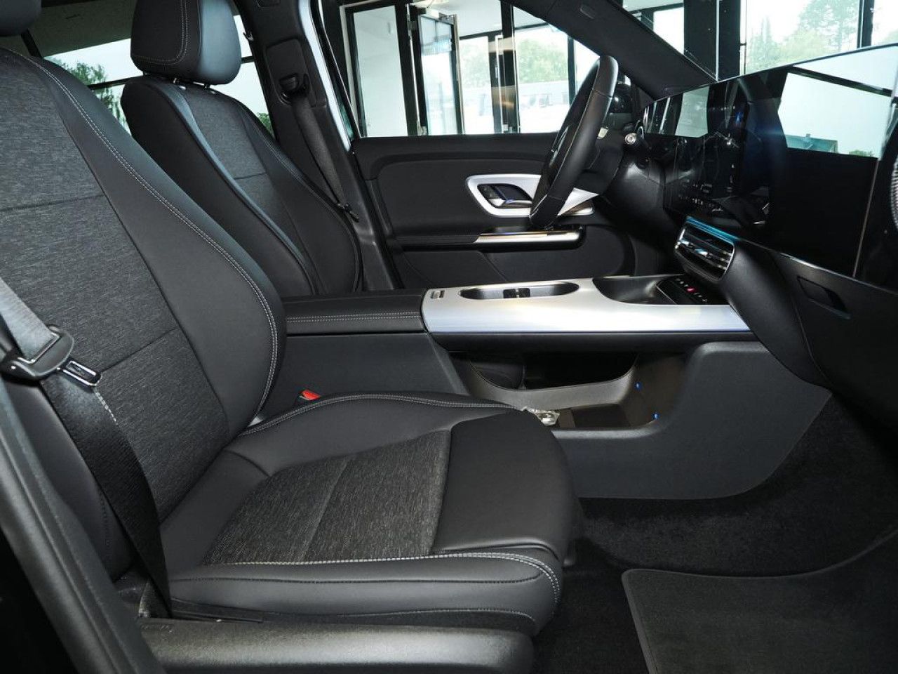 Mercedes-Benz GLB – Bild 13