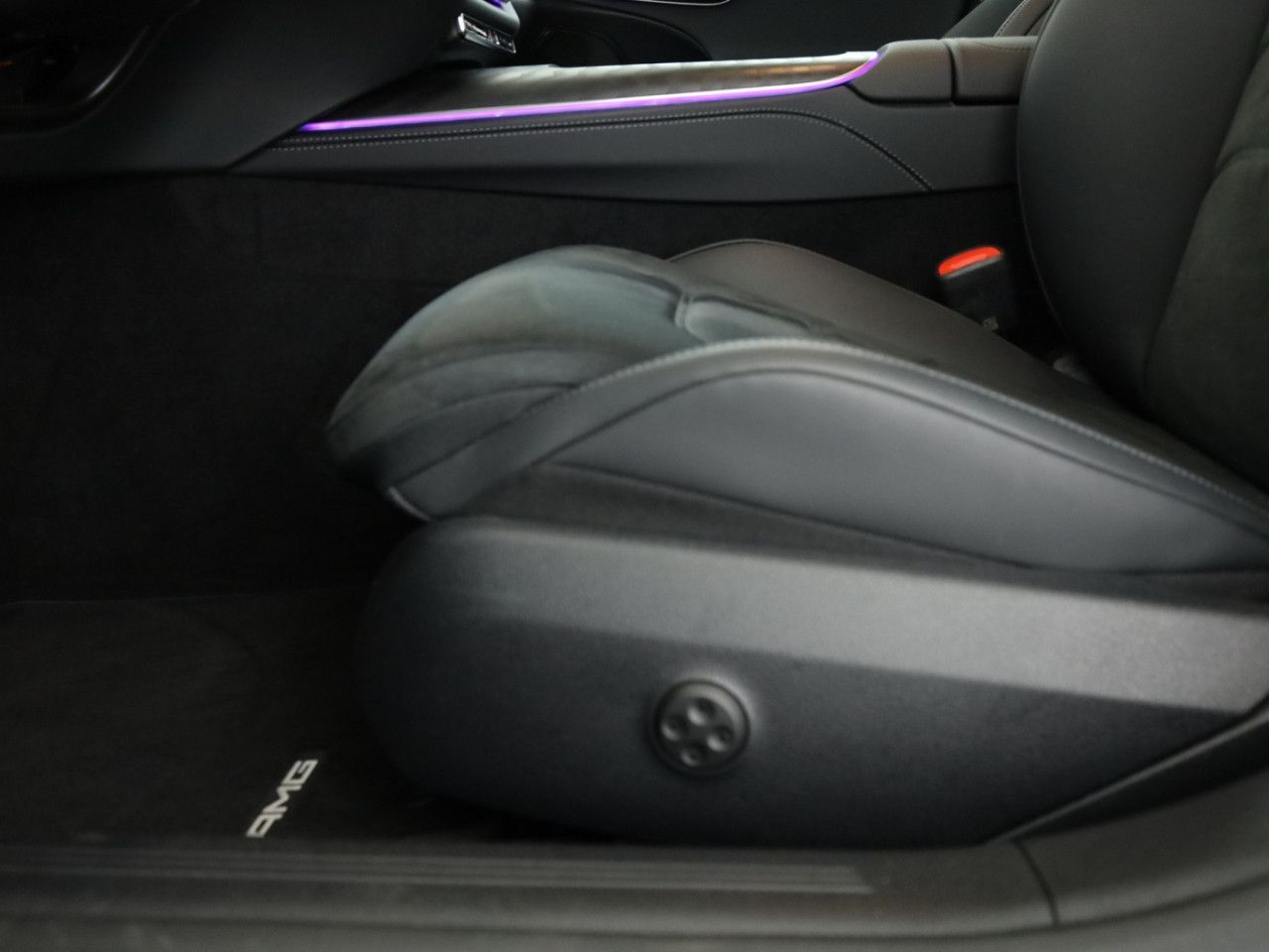 Mercedes-Benz E-Klasse – Bild 25