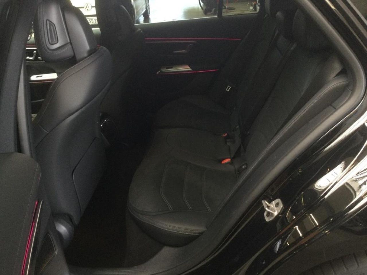 Mercedes-Benz E-Klasse – Bild 14