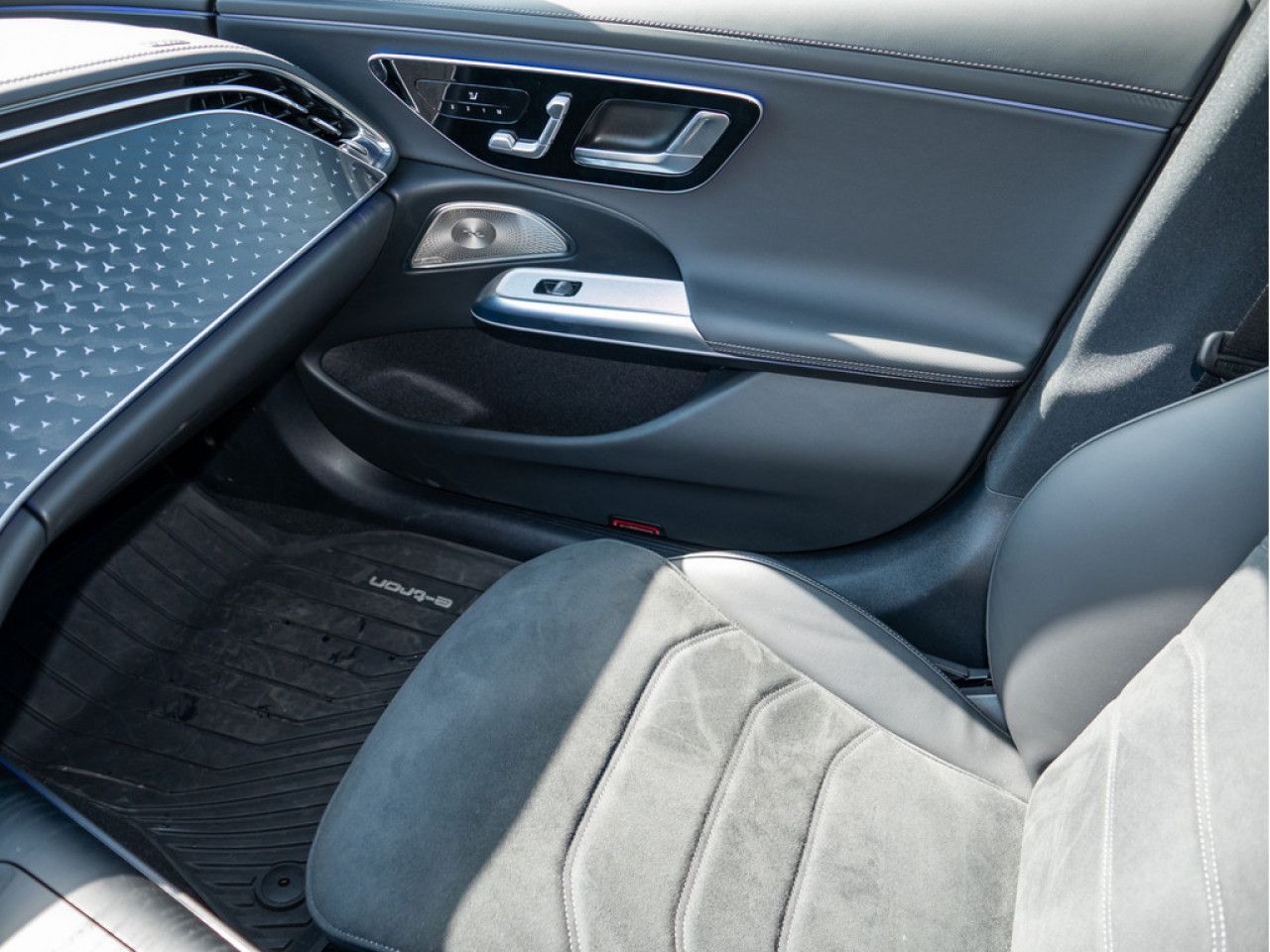 Mercedes-Benz E-Klasse – Bild 15