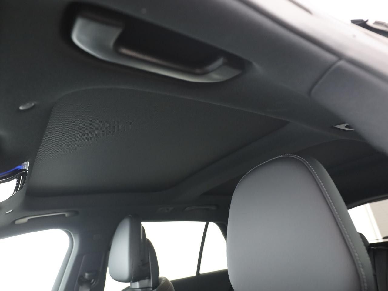 Mercedes-Benz E-Klasse – Bild 23