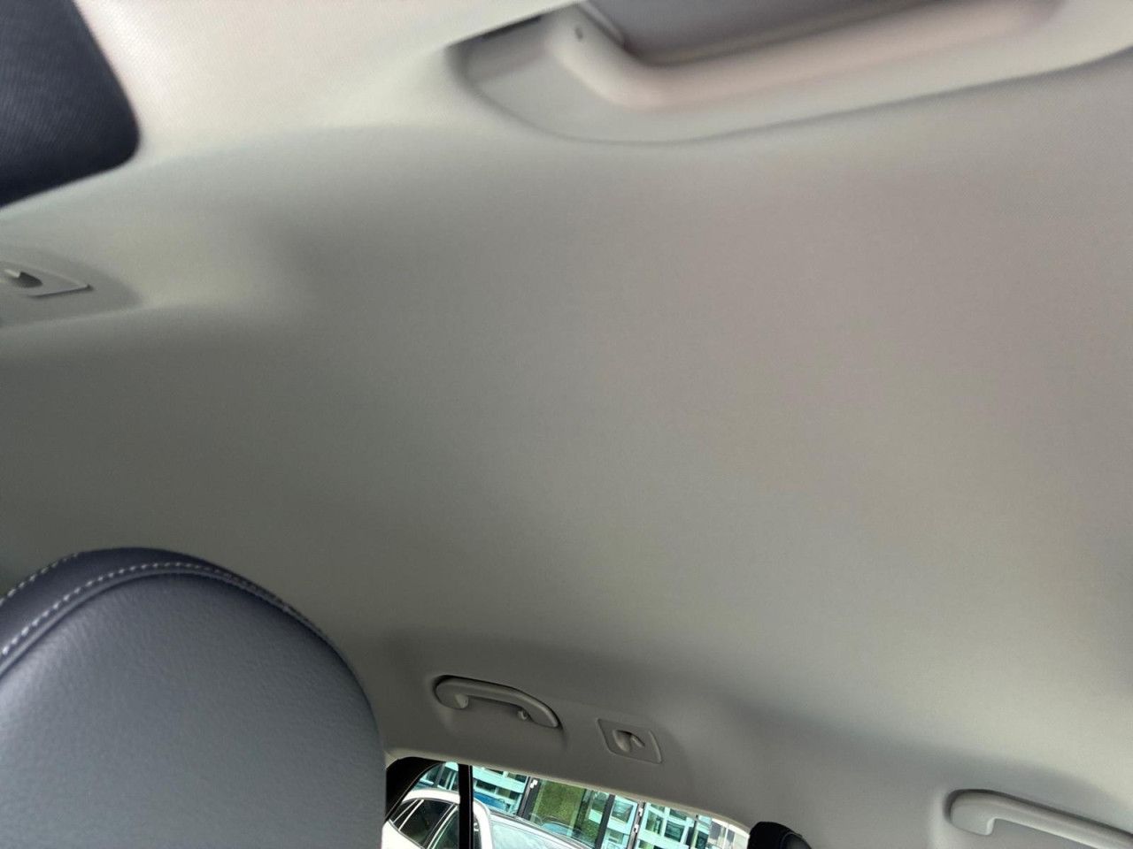 Mercedes-Benz E-Klasse – Bild 17