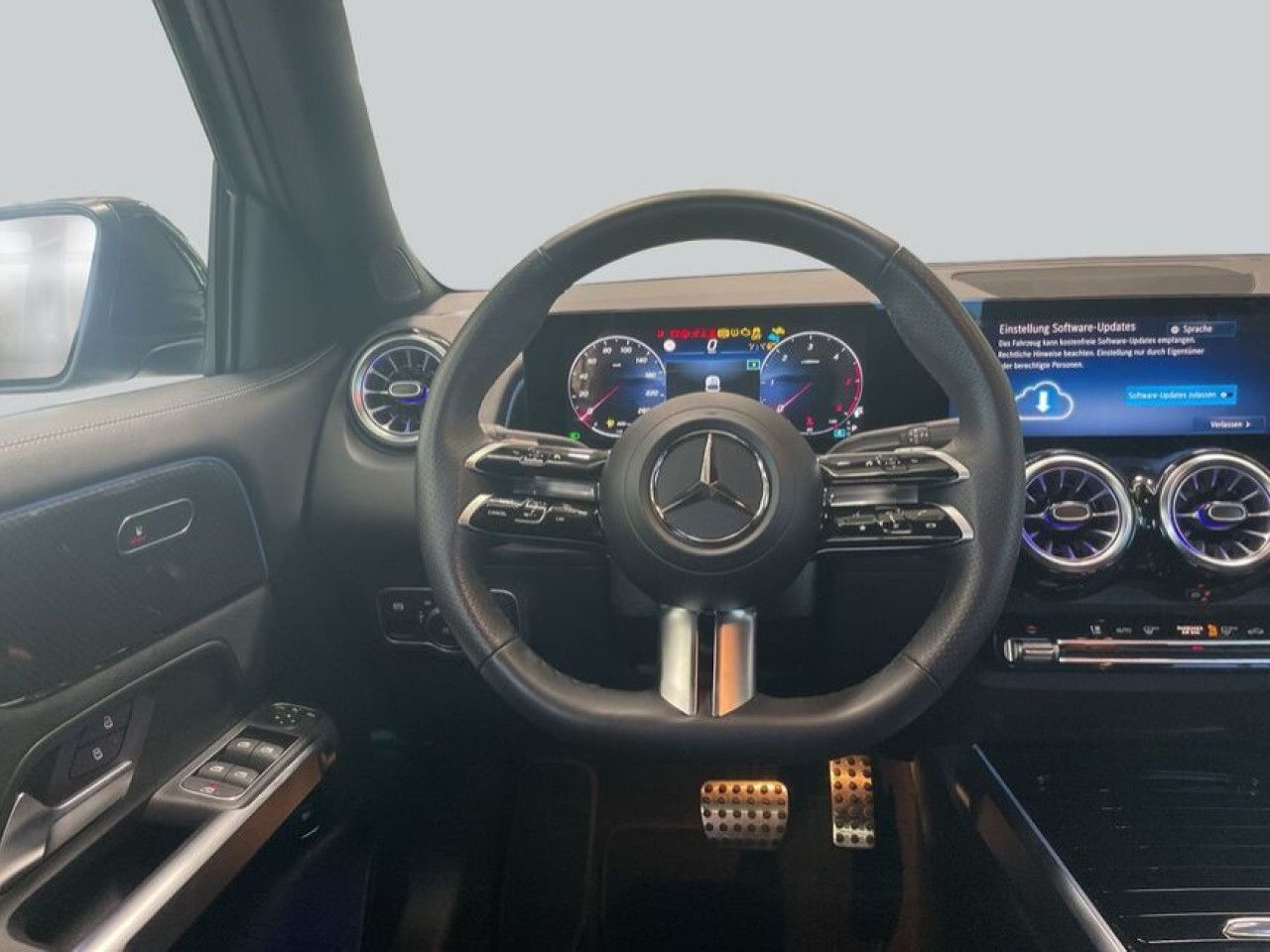 Mercedes-Benz GLB – Bild 16