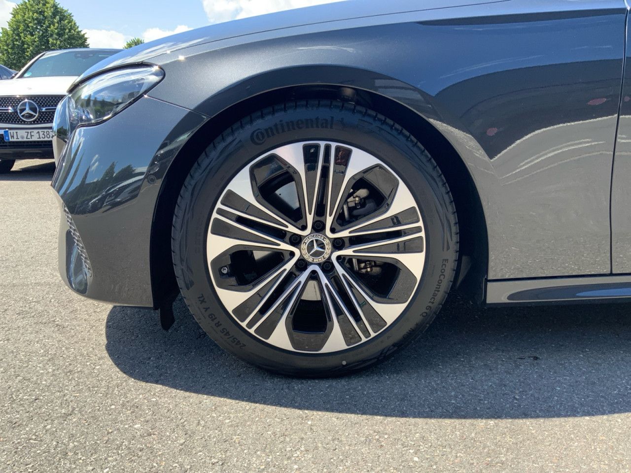 Mercedes-Benz E-Klasse – Bild 21