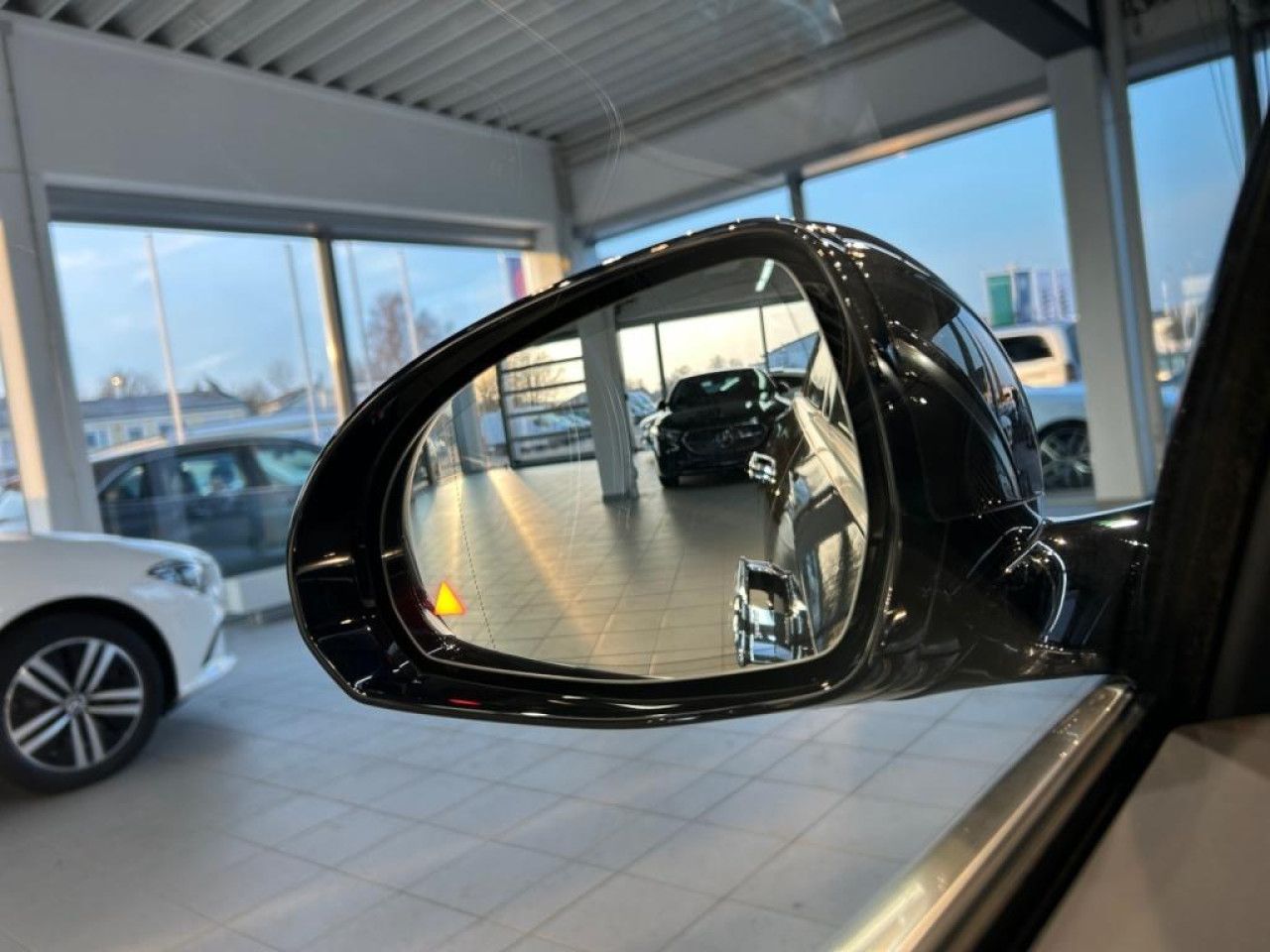 Mercedes-Benz E-Klasse – Bild 16