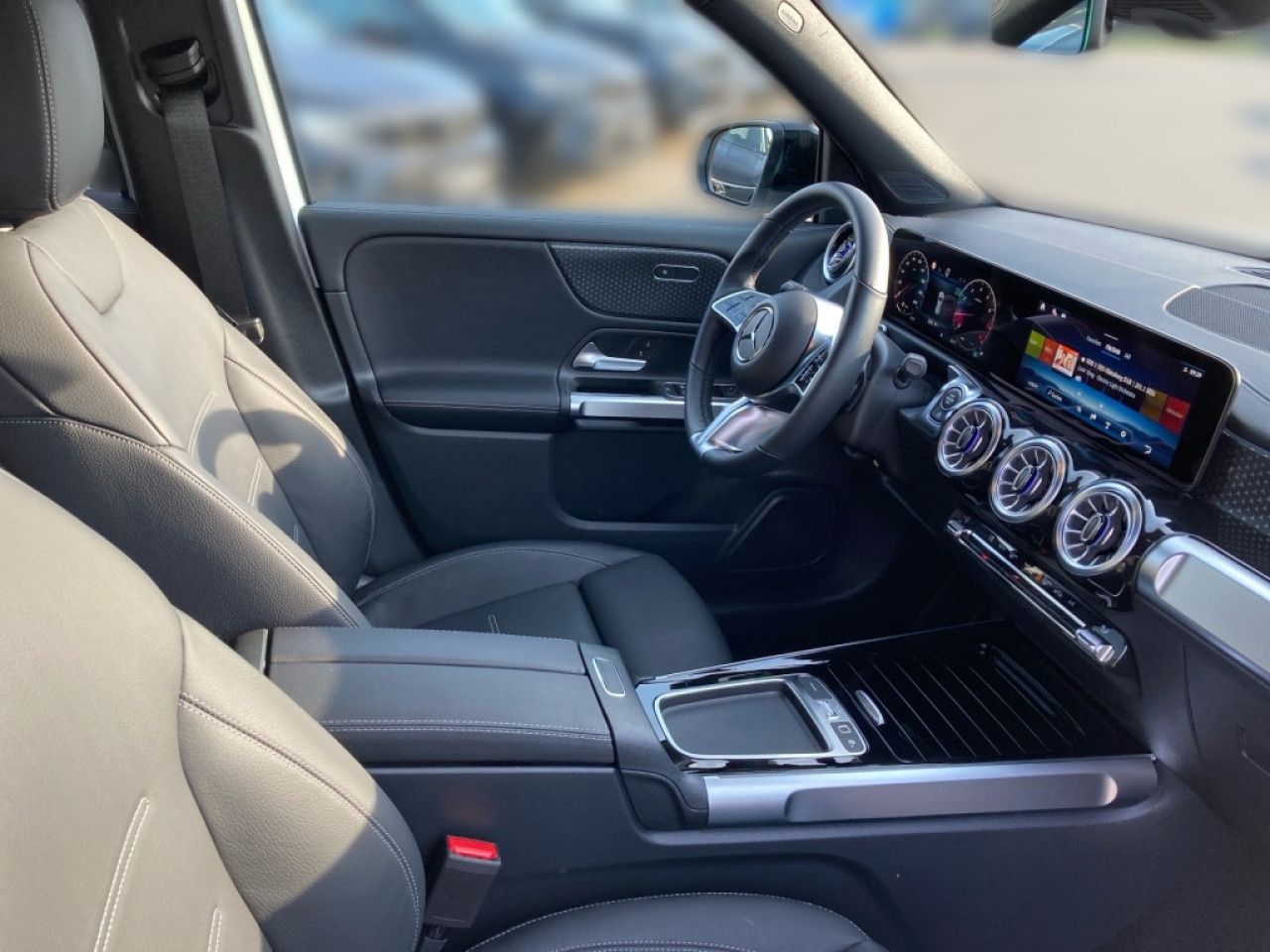 Mercedes-Benz GLB – Bild 10