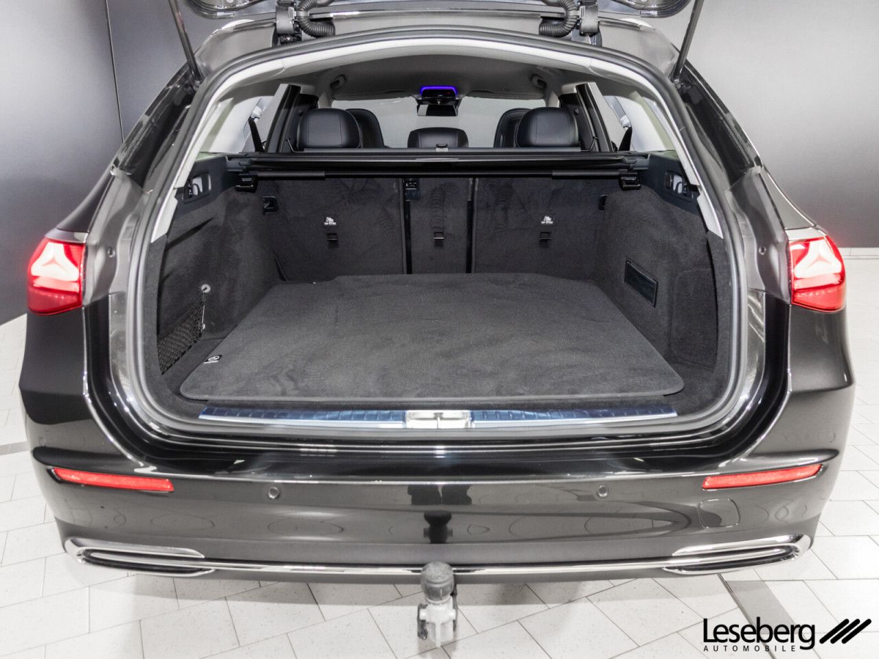 Mercedes-Benz E-Klasse – Bild 9