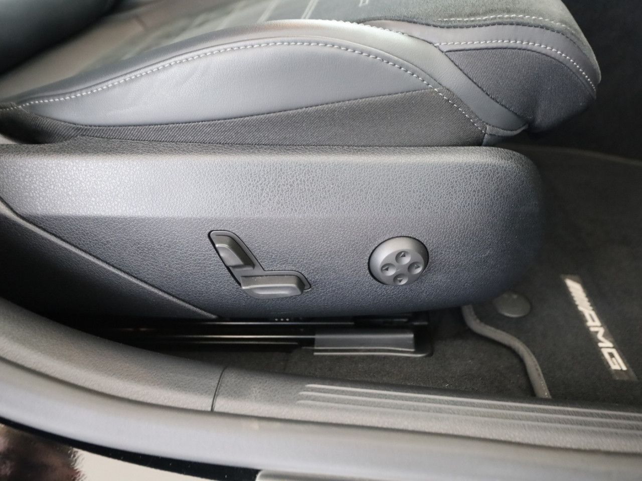 Mercedes-Benz C-Klasse – Bild 18