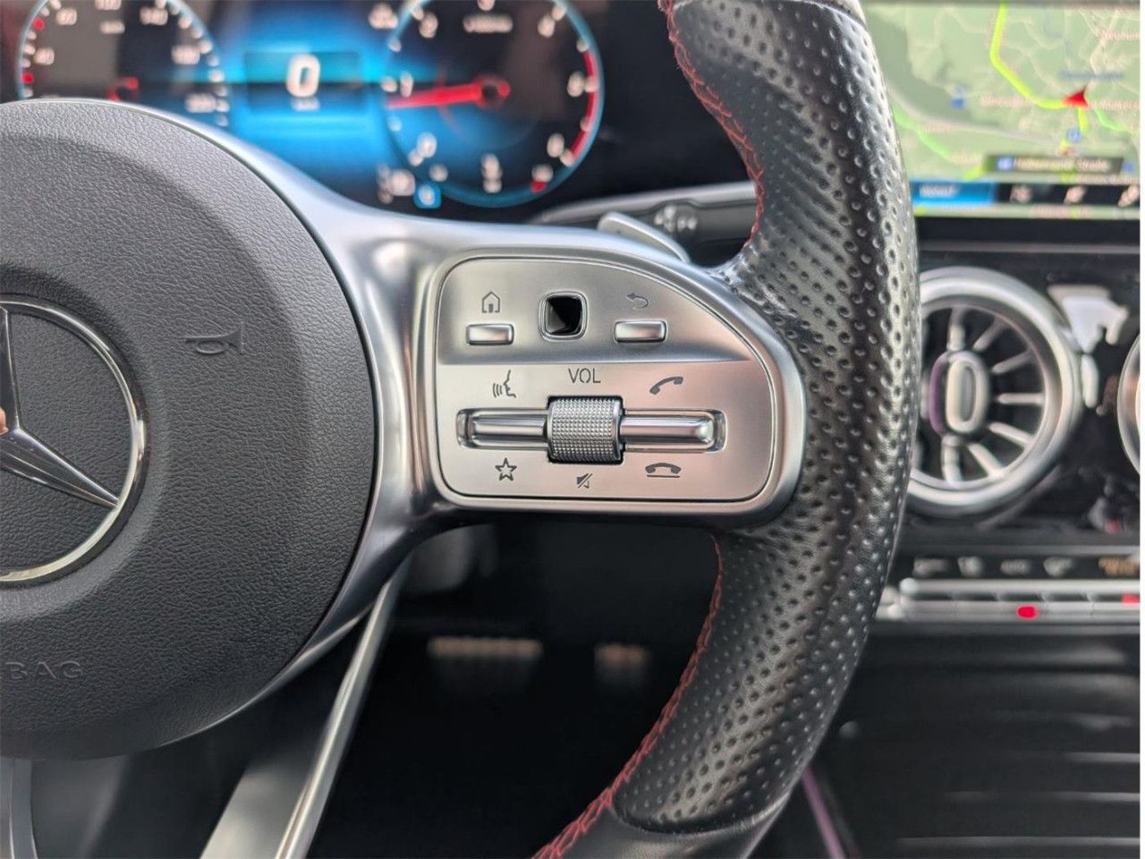 Fahrzeugbild 16 / 27