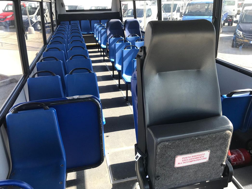 Mercedes-Benz | ATEGO SITCAR SCUOLABUS 54+3+1