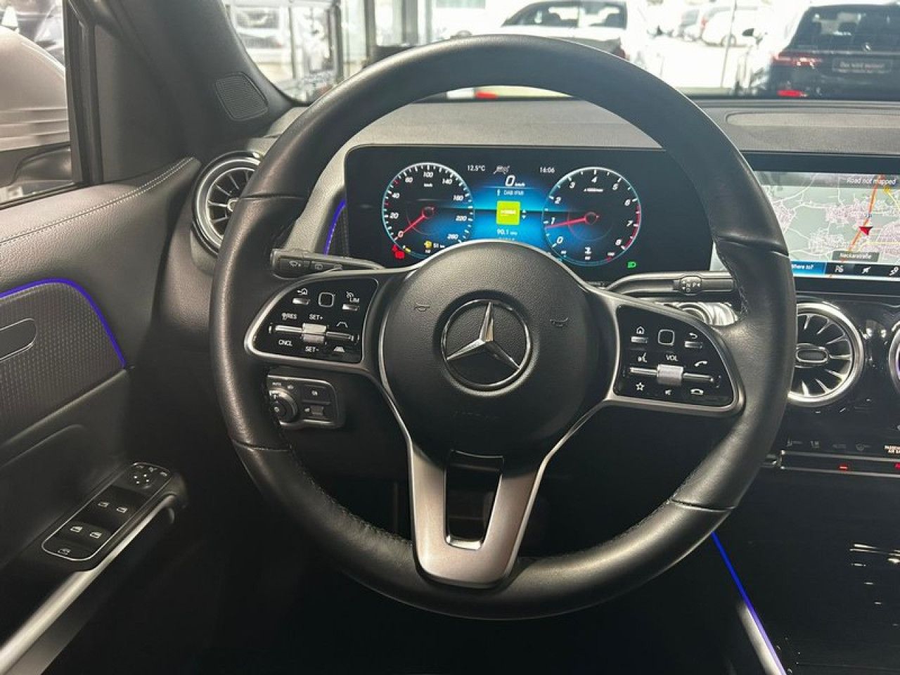 Mercedes-Benz GLB – Bild 16