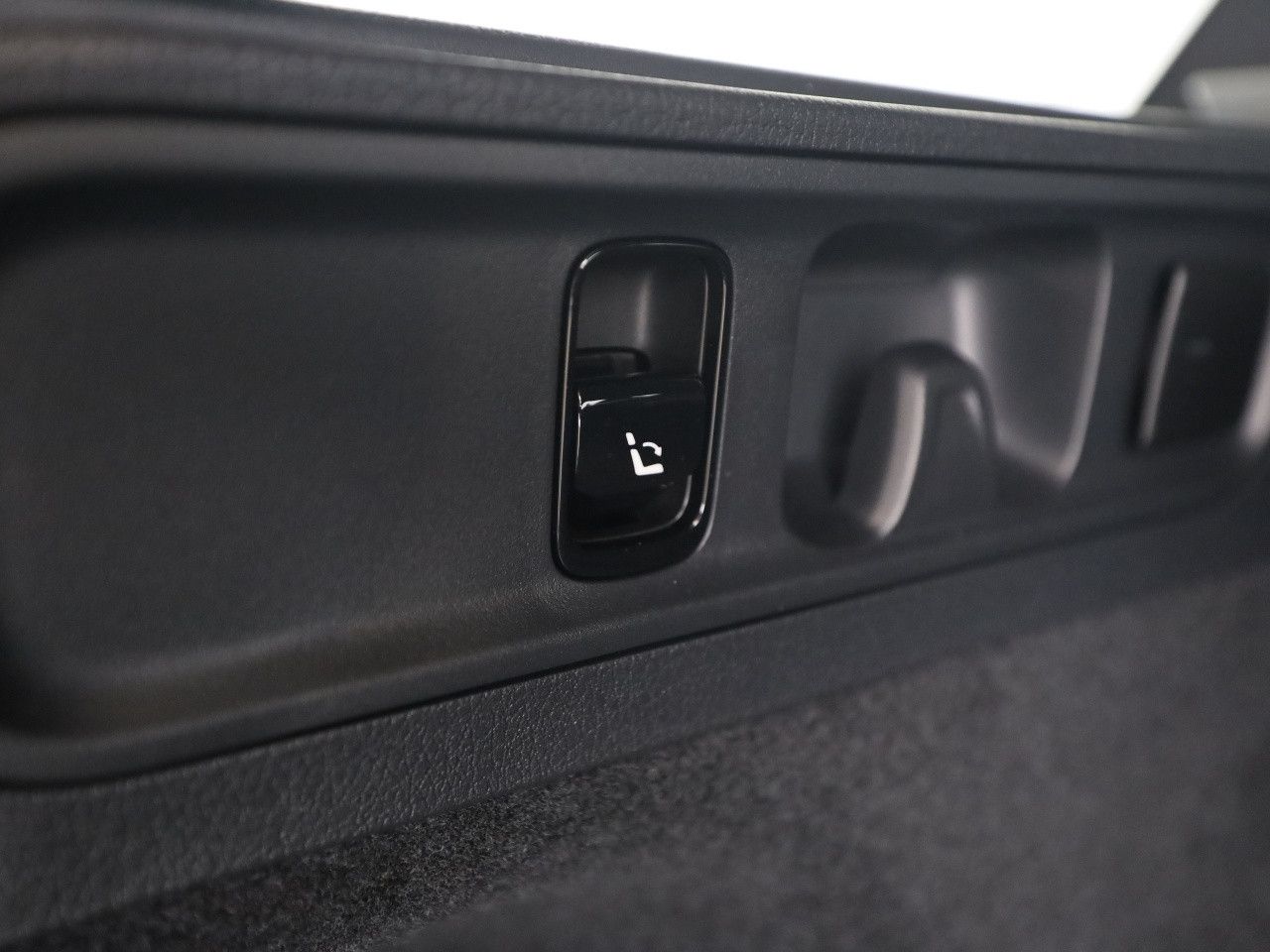 Mercedes-Benz C-Klasse – Bild 24
