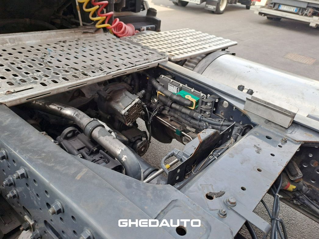 IVECO | TRATTORE STRADALE IVECO STRALIS 460 LNG METANO