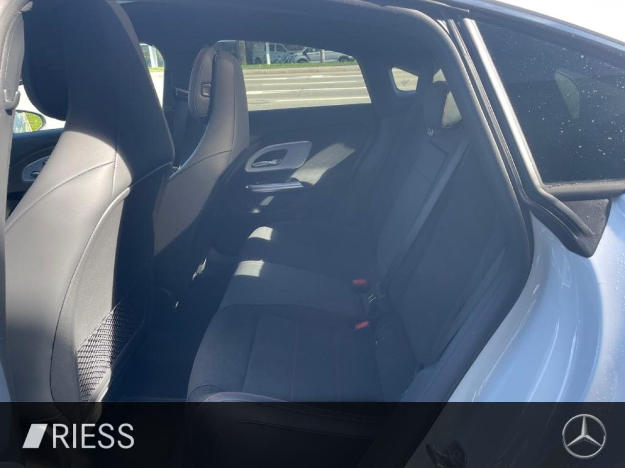 Mercedes-Benz CLA – Bild 4