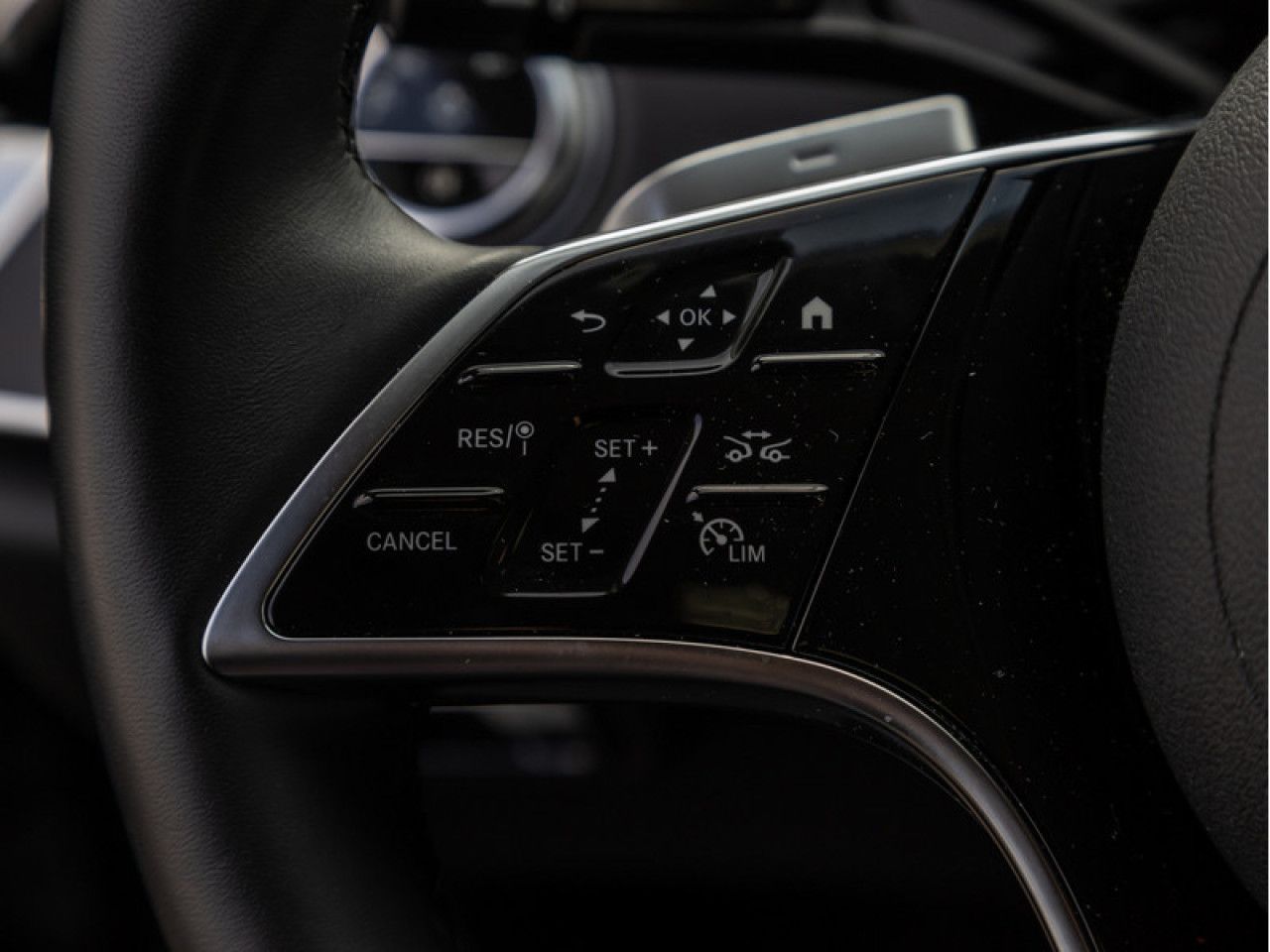 Mercedes-Benz E-Klasse – Bild 18