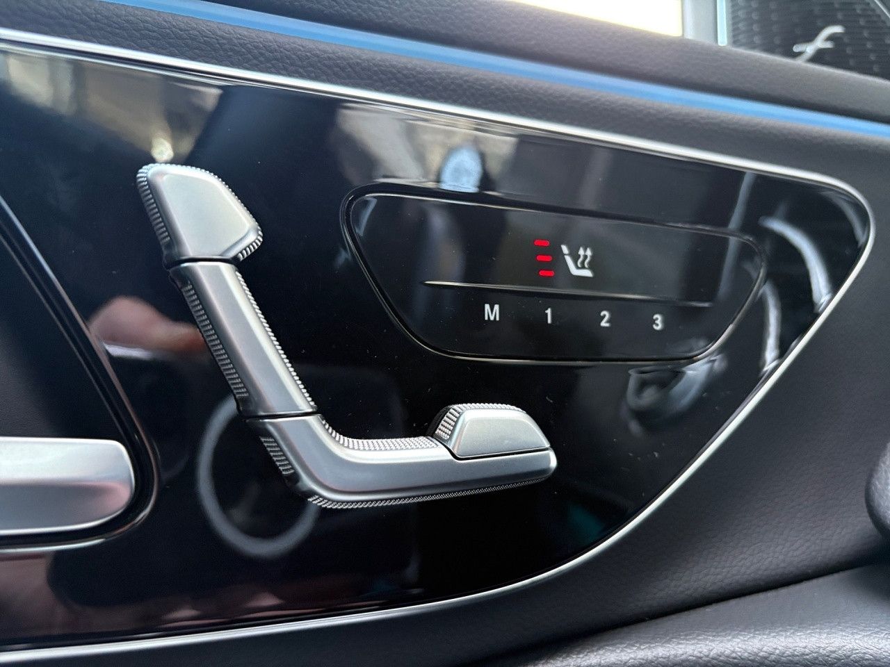 Mercedes-Benz E-Klasse – Bild 19