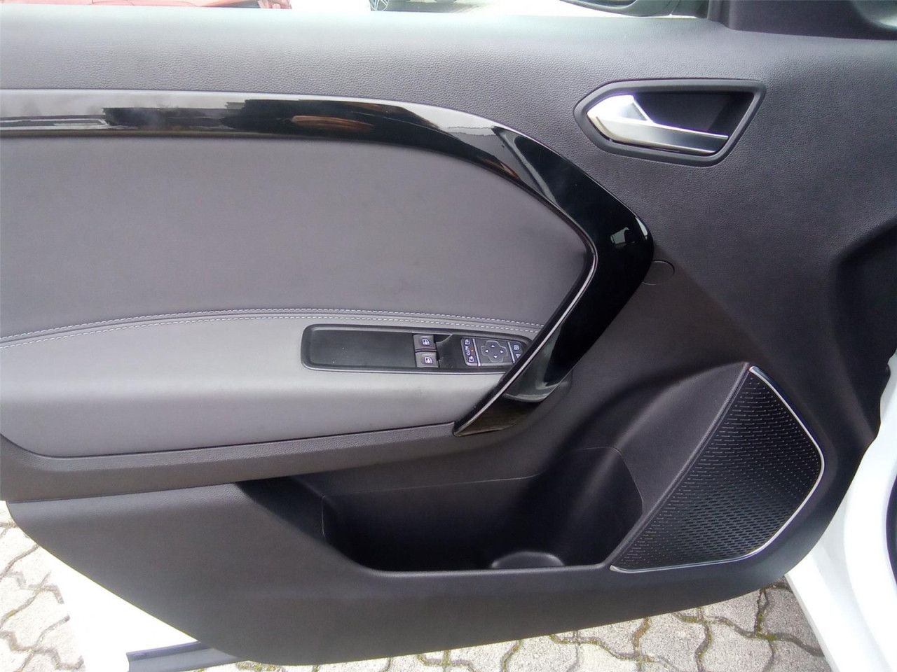 Fahrzeugbild 16 / 20