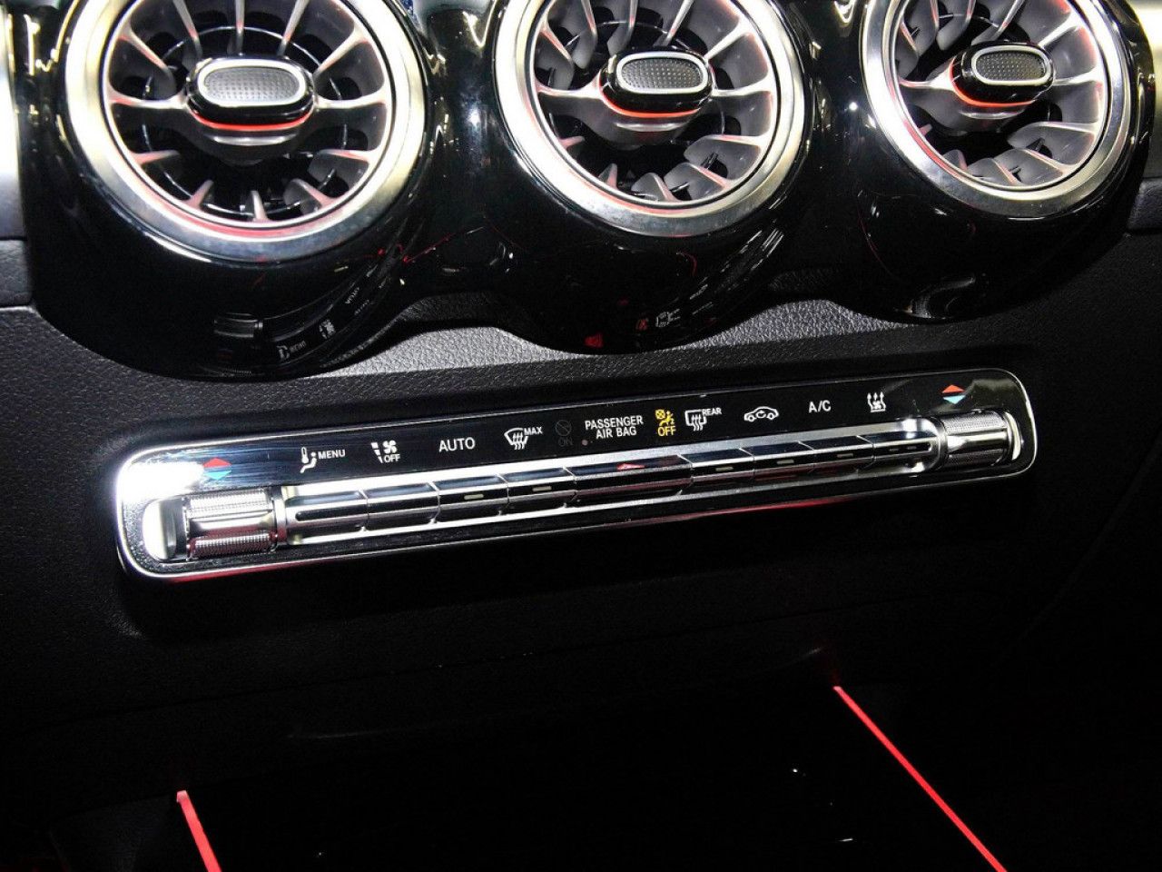 Mercedes-Benz EQB – Bild 15