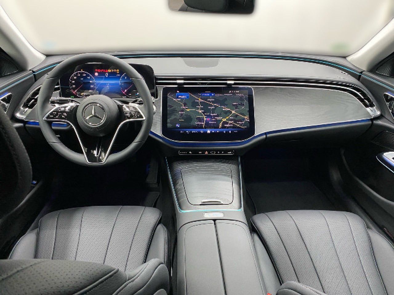 Mercedes-Benz E-Klasse – Bild 10