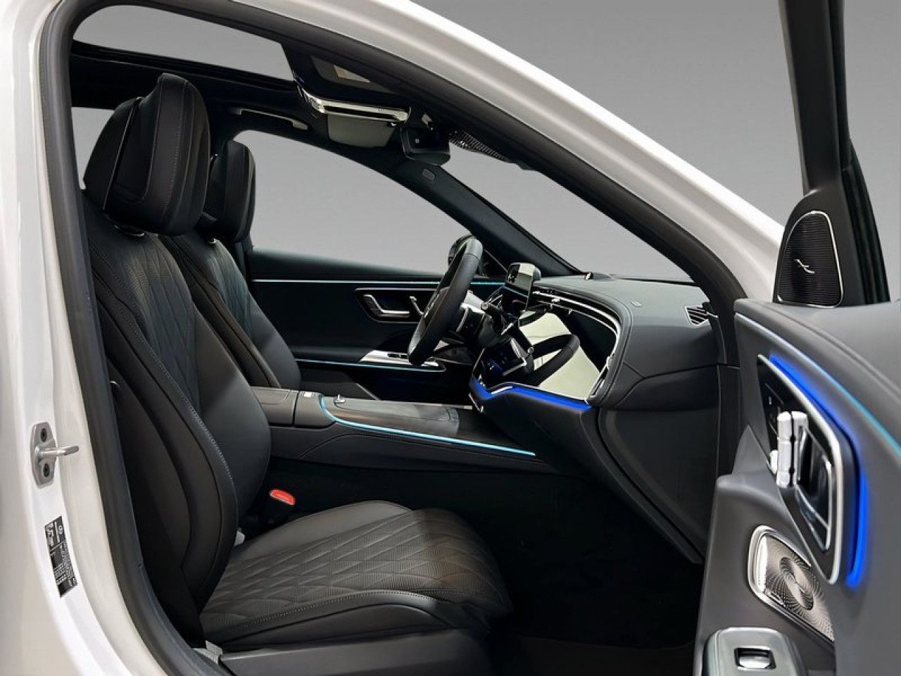 Mercedes-Benz E-Klasse – Bild 14