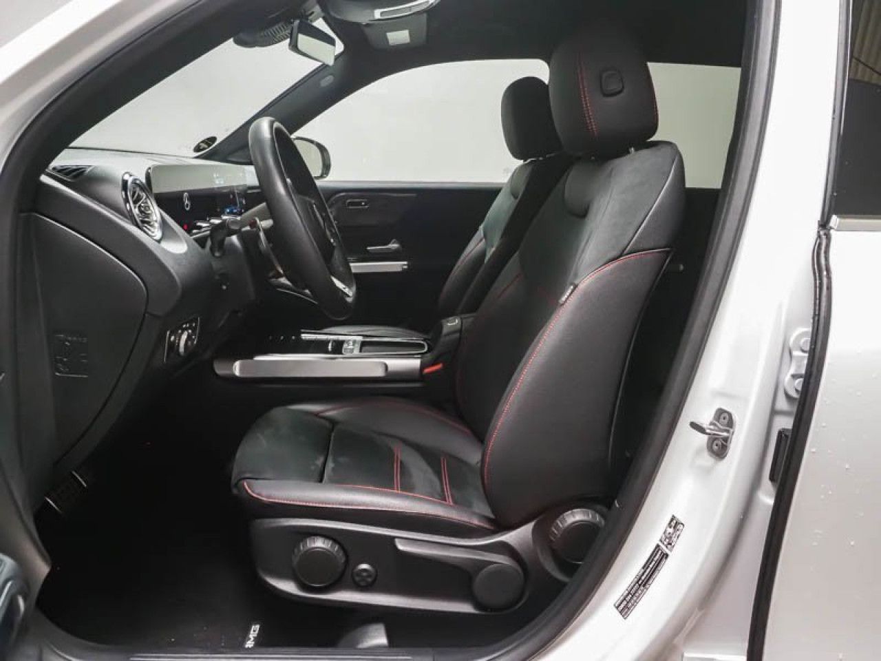 Mercedes-Benz GLB – Bild 8
