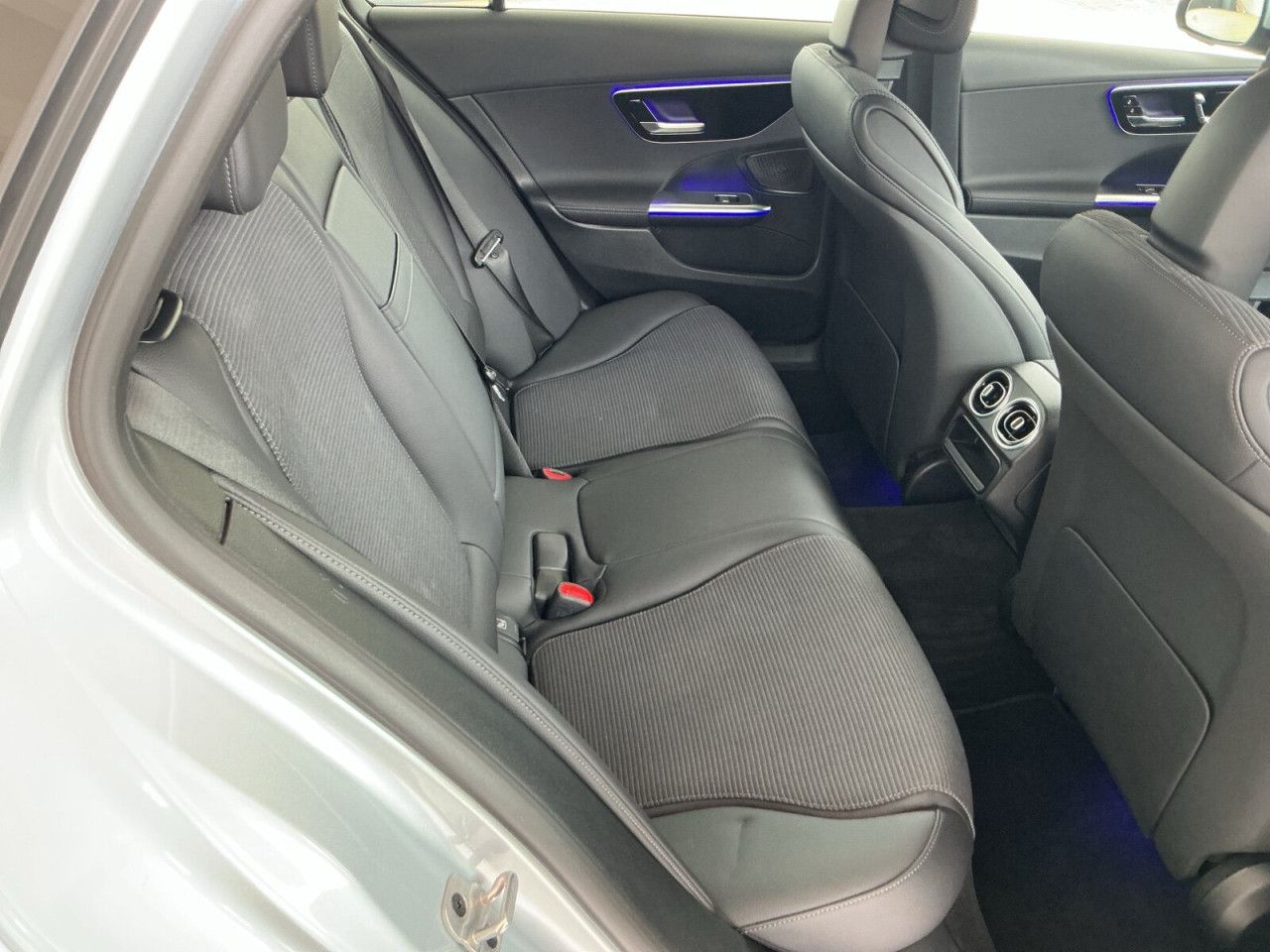 Mercedes-Benz C-Klasse – Bild 17