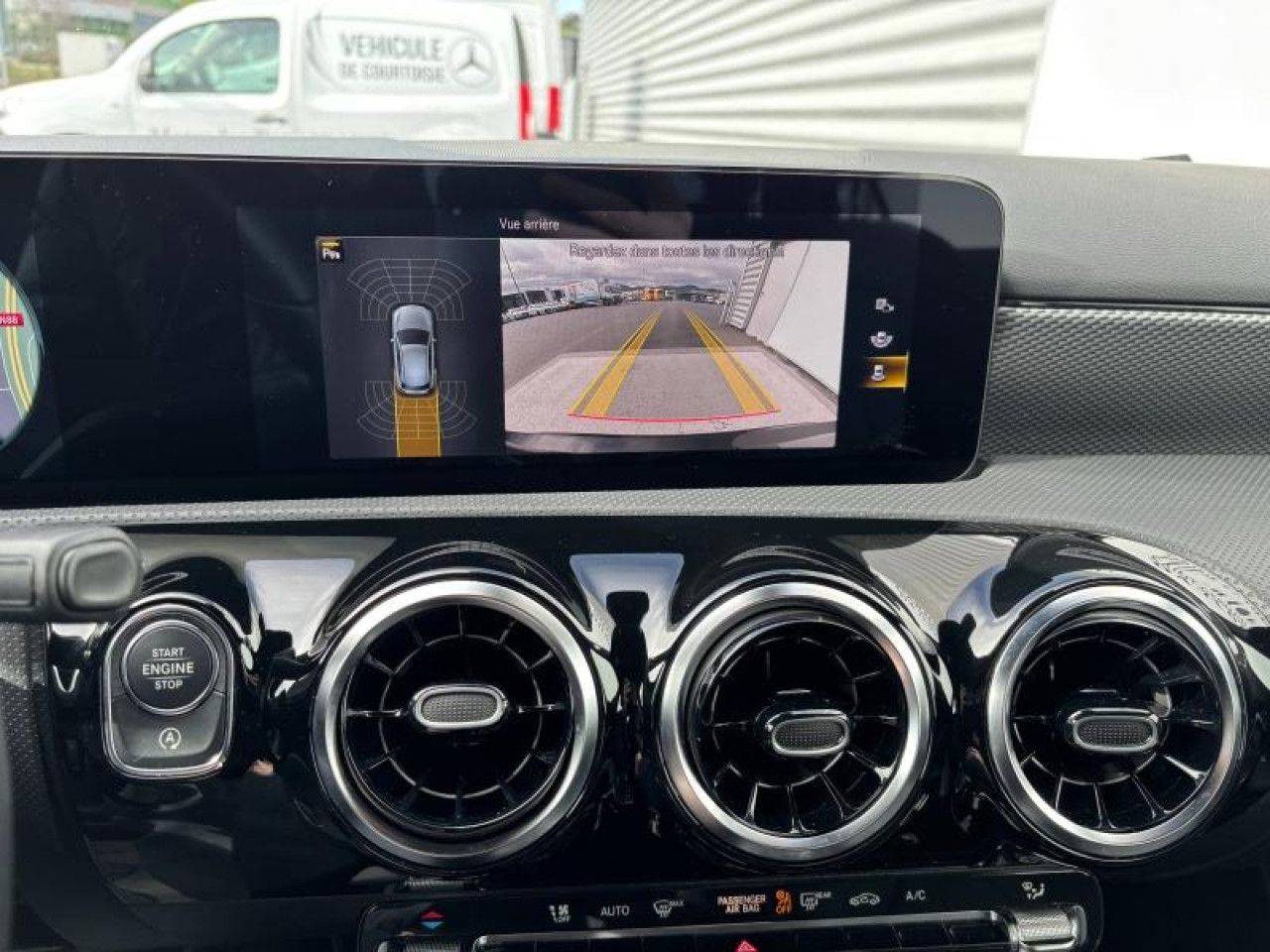 Photo du v&eacute;hicule 11 / 14