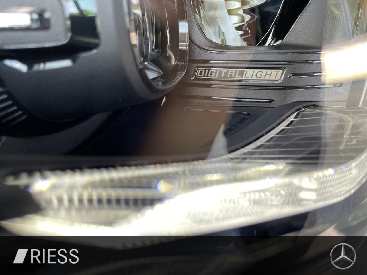 Mercedes-Benz E-Klasse – Bild 19