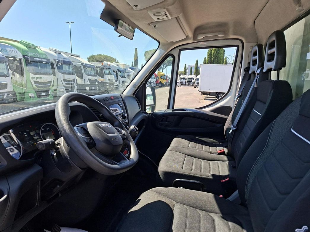 IVECO | 35C14 CABINATO
