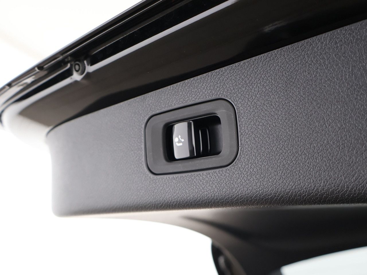 Mercedes-Benz E-Klasse – Bild 22