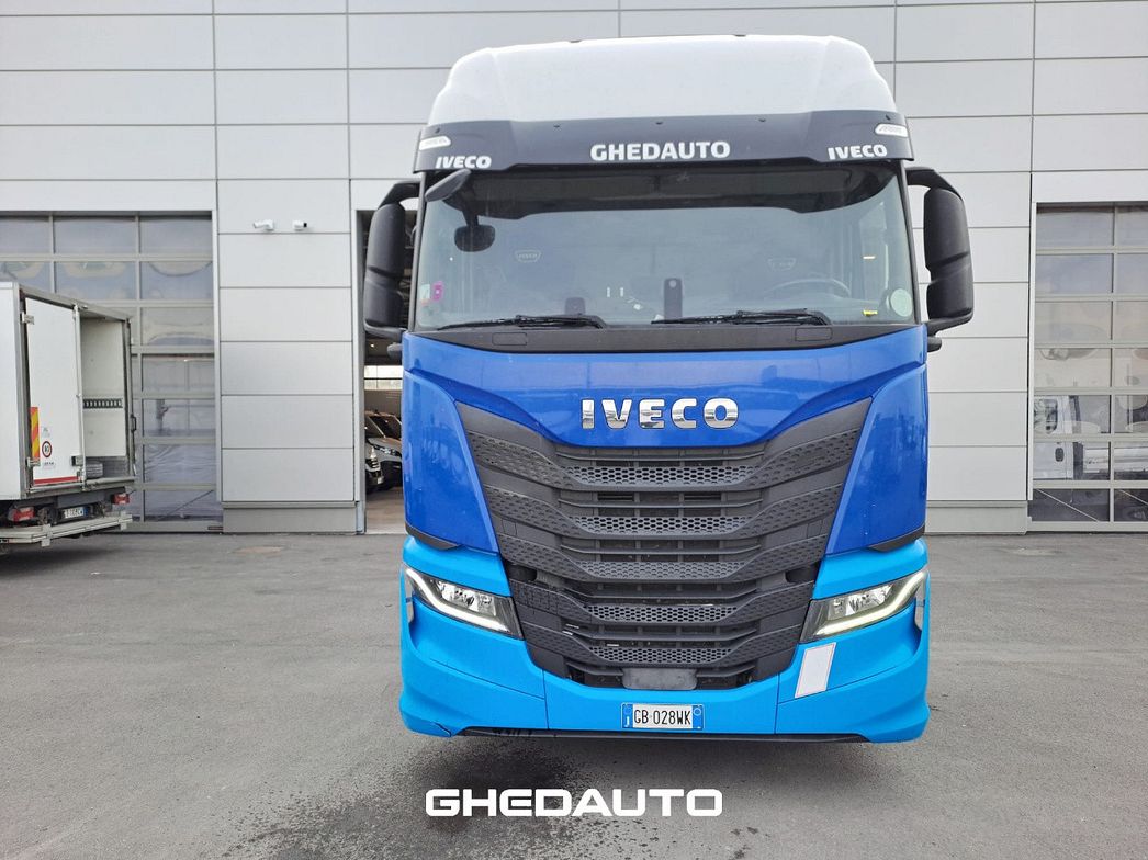 IVECO | TRATTORE STRADALE S - WAY 460 LNG METANO