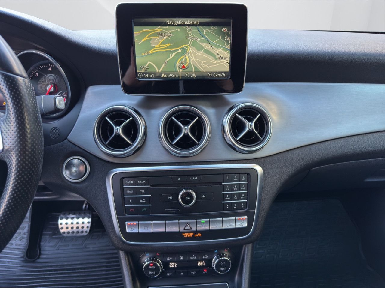 Fahrzeugbild 18 / 24