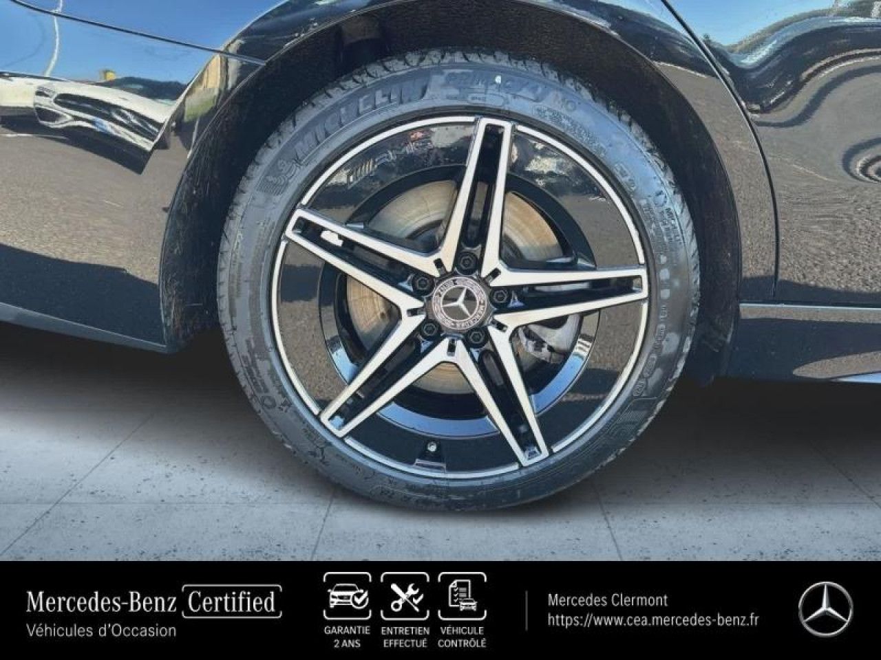 Photo du v&eacute;hicule 9 / 18