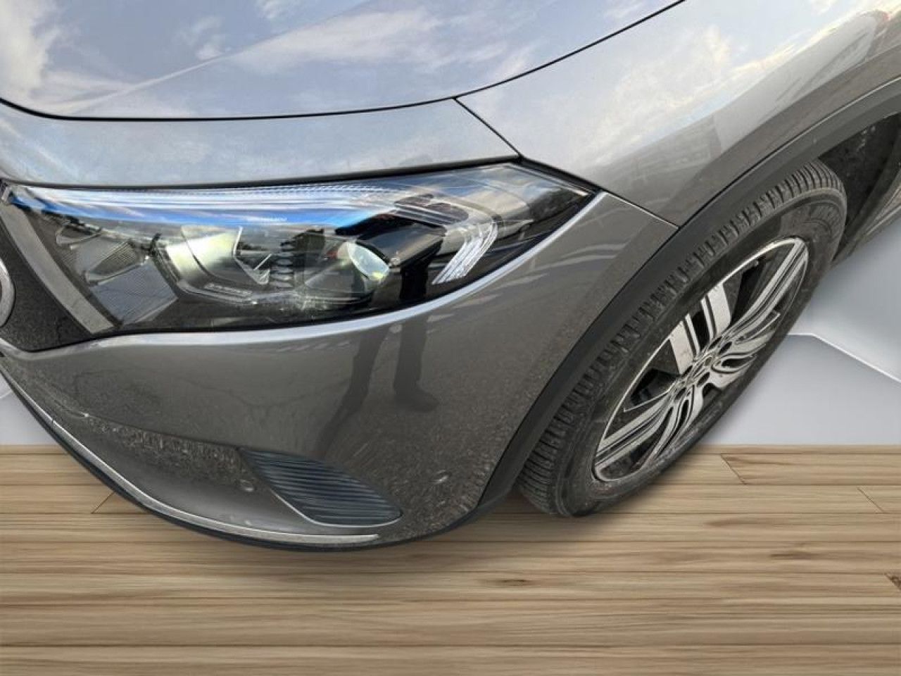 Photo du v&eacute;hicule 9 / 18