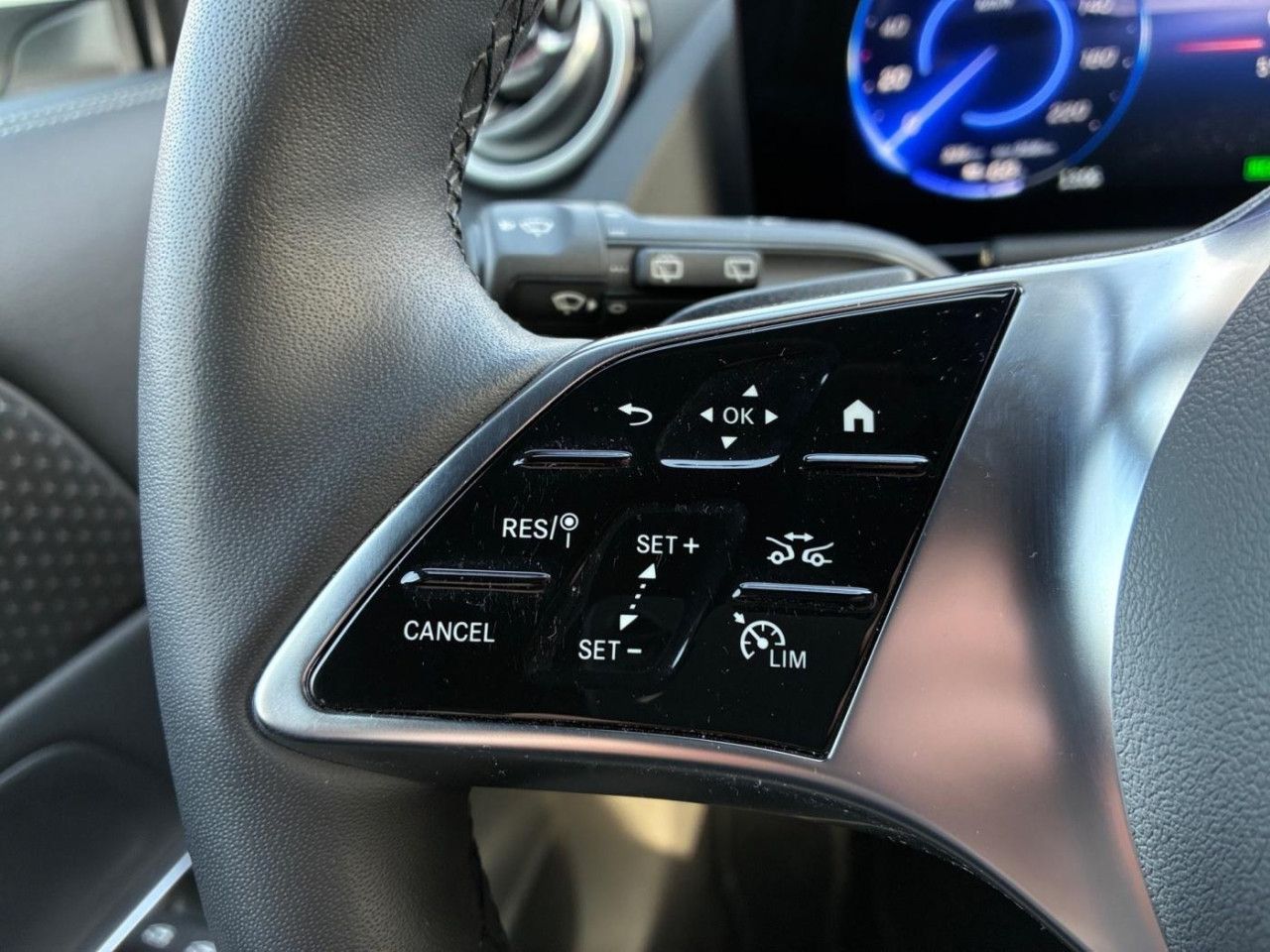 Fahrzeugbild 28 / 29