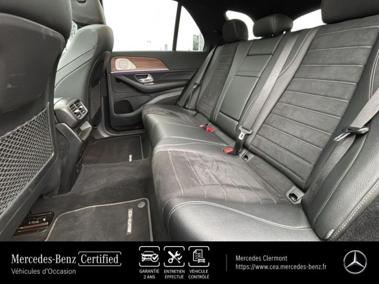 Photo du v&eacute;hicule 15 / 18