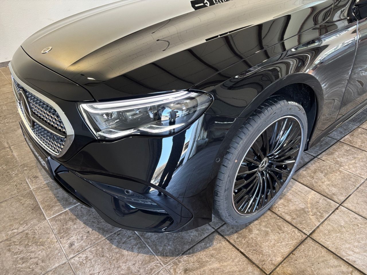Mercedes-Benz E-Klasse – Bild 7