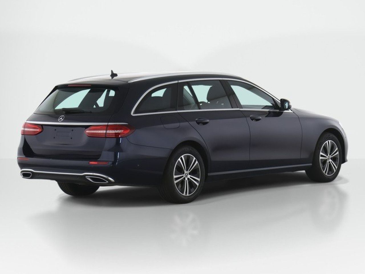Mercedes-Benz E-Klasse – Bild 11