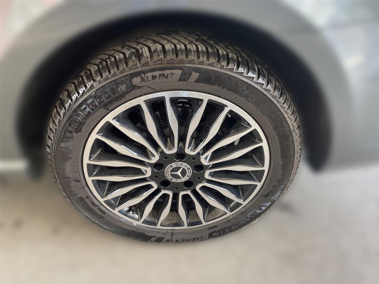 Fahrzeugbild 8 / 27