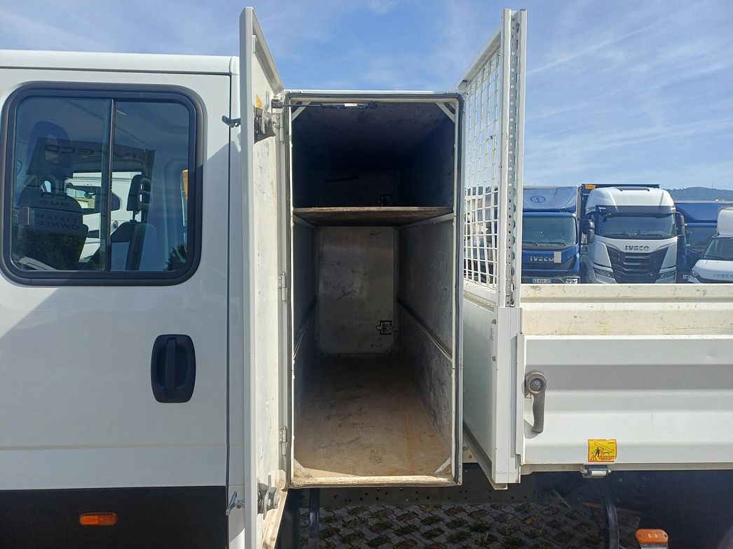 IVECO | DAILY 35C16 5+1 3.0 - 3750