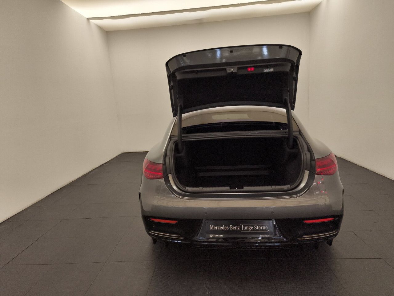Mercedes-Benz EQE – Bild 11