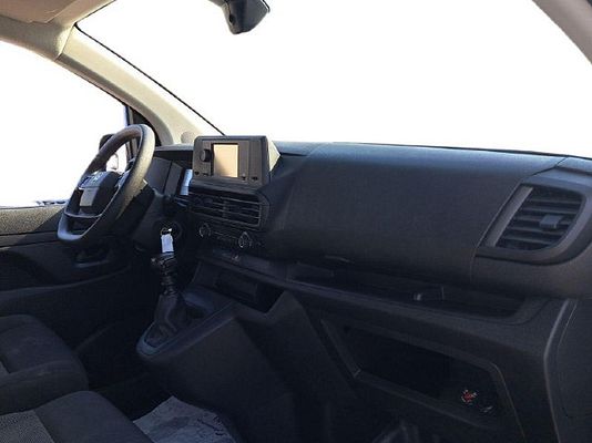 Vehicle image 3 / 14